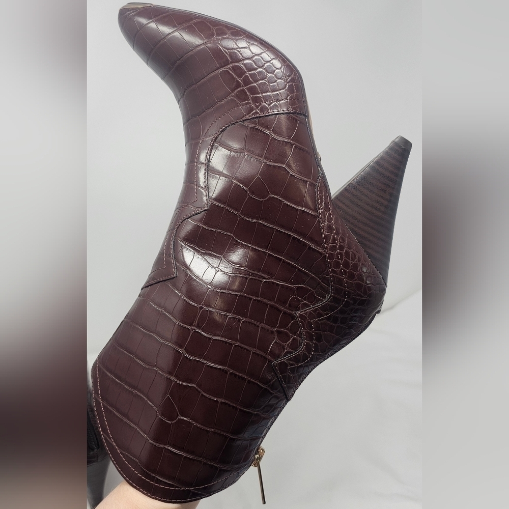 Nanette Lepore Women's Sage Faux Leather Brown Croc Cowboy Boots Size 9.5M - Picture 9 of 14